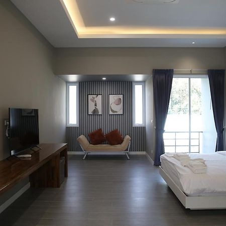 Club45 Otel Kham Yai Dış mekan fotoğraf