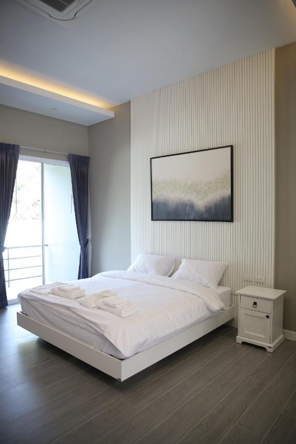 Club45 Otel Kham Yai Dış mekan fotoğraf