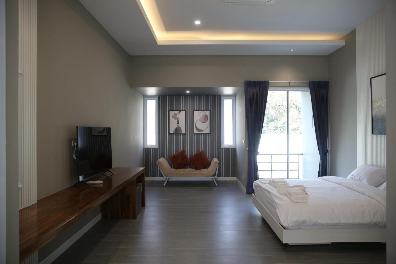 Club45 Otel Kham Yai Dış mekan fotoğraf