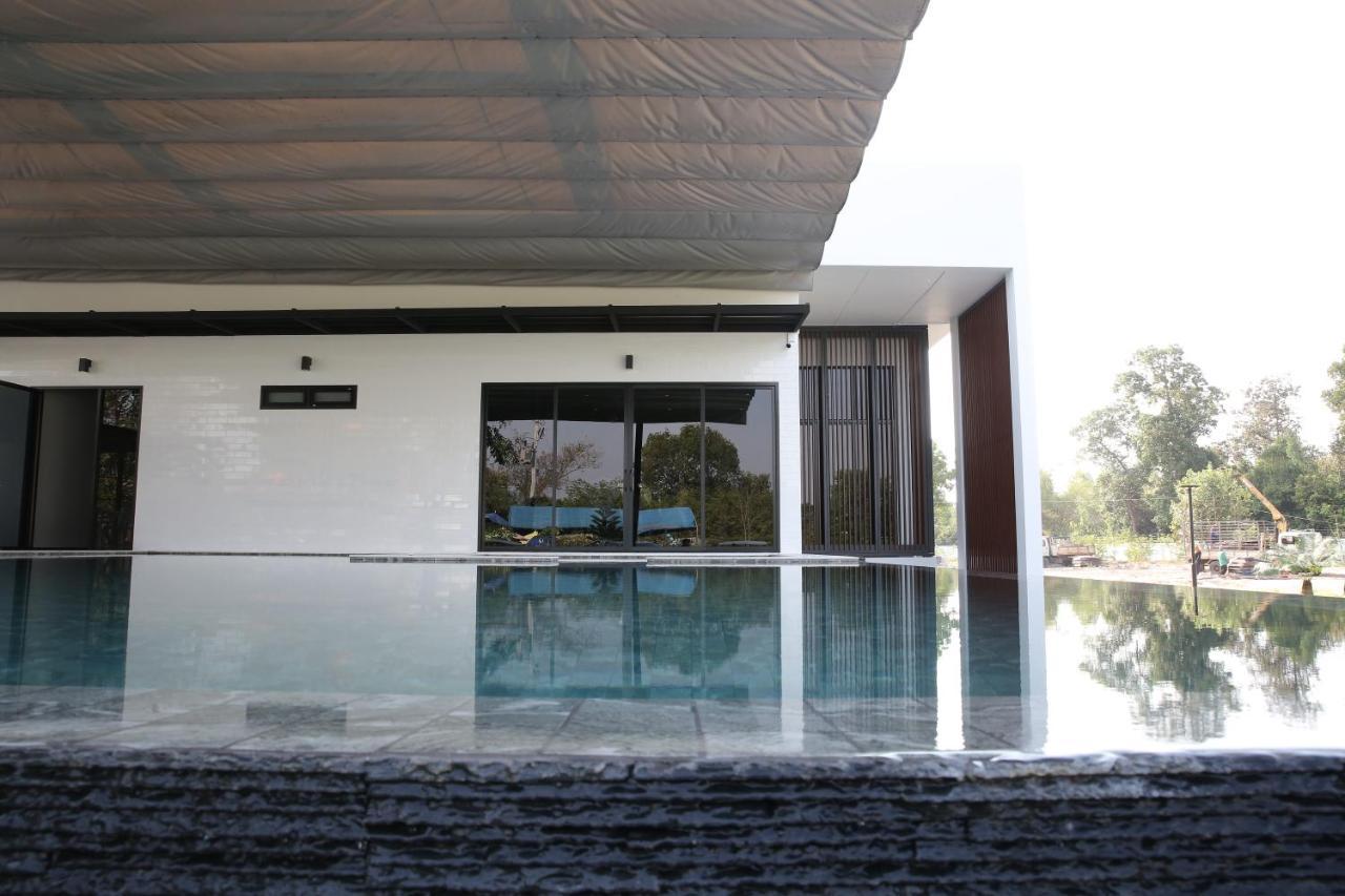 Club45 Otel Kham Yai Dış mekan fotoğraf