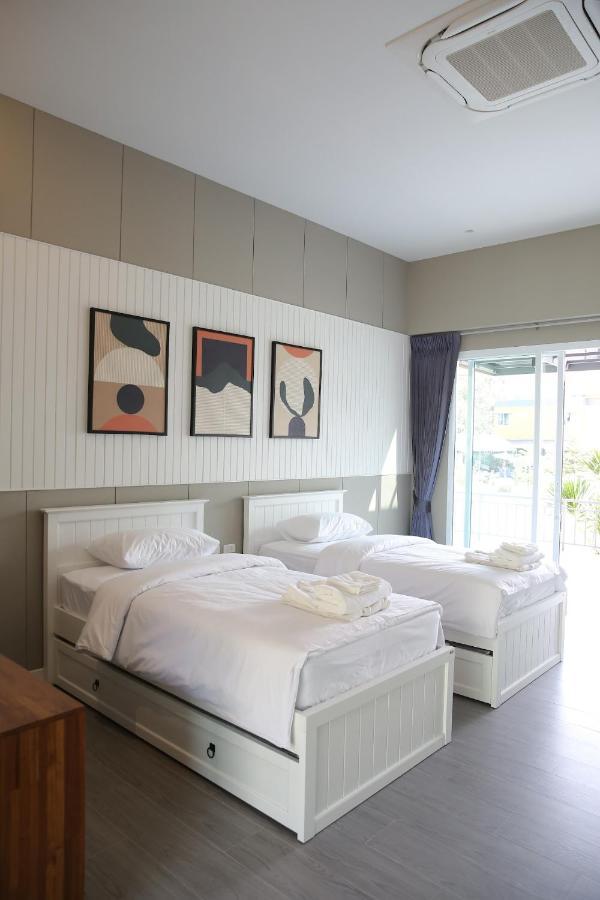 Club45 Otel Kham Yai Dış mekan fotoğraf